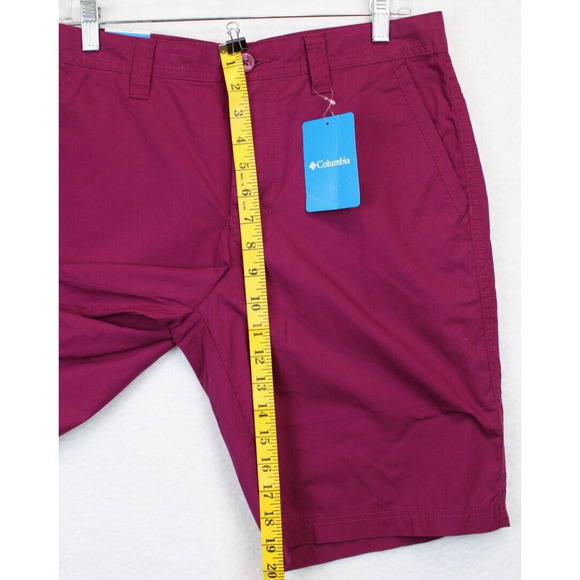 Columbia Washed Out Chino Shorts Men's 30 / 10" Dark Magenta Outdoors Preppy - Picture 4 of 10